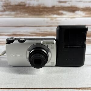 Canon PowerShot A3300 IS 16 Megapixel Compact Camera W/Battery & Charger